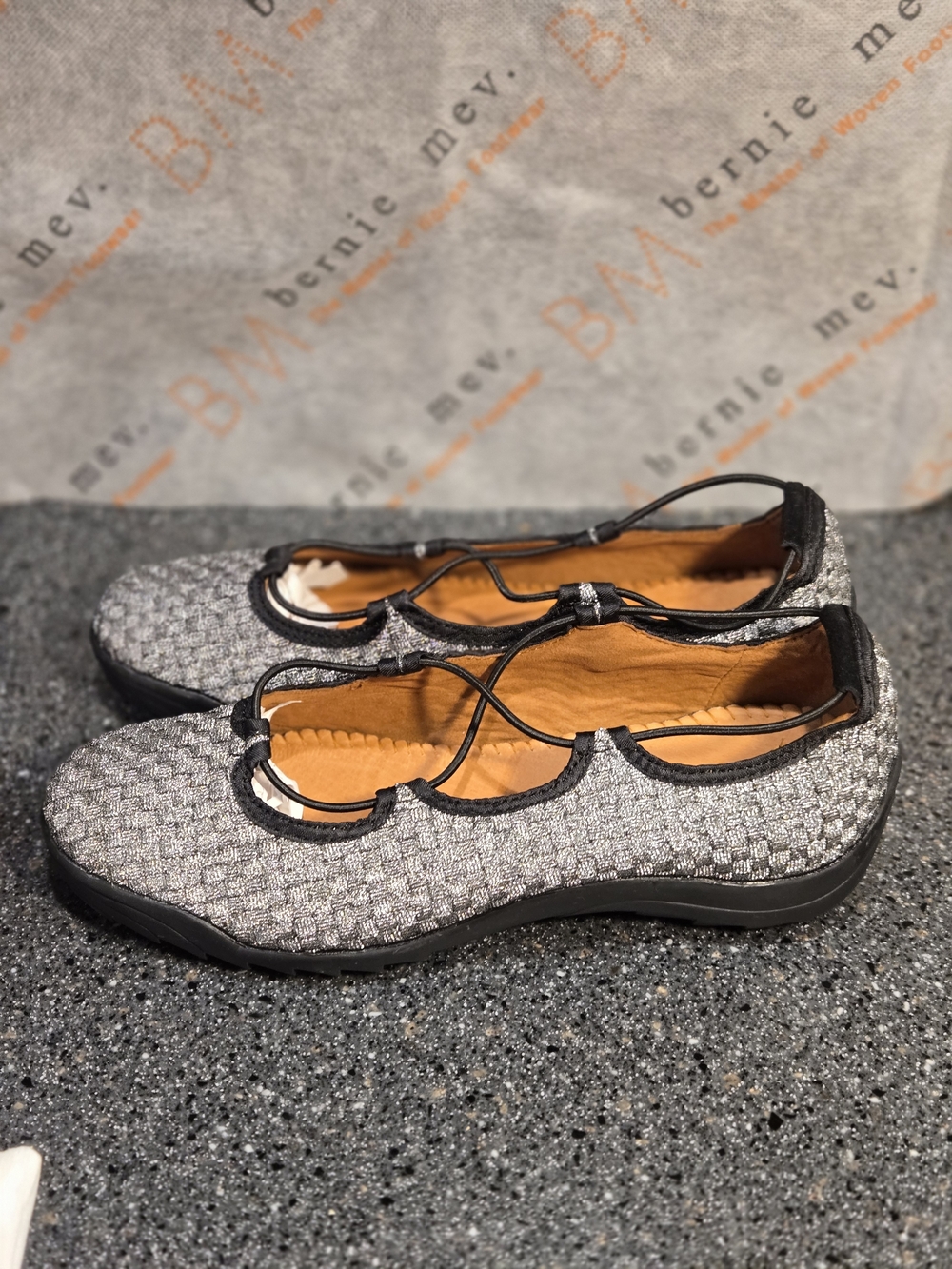 Comfortable Women's Bernie Mev Rigged Connect Flats In Pewter - Picture 3 of 8